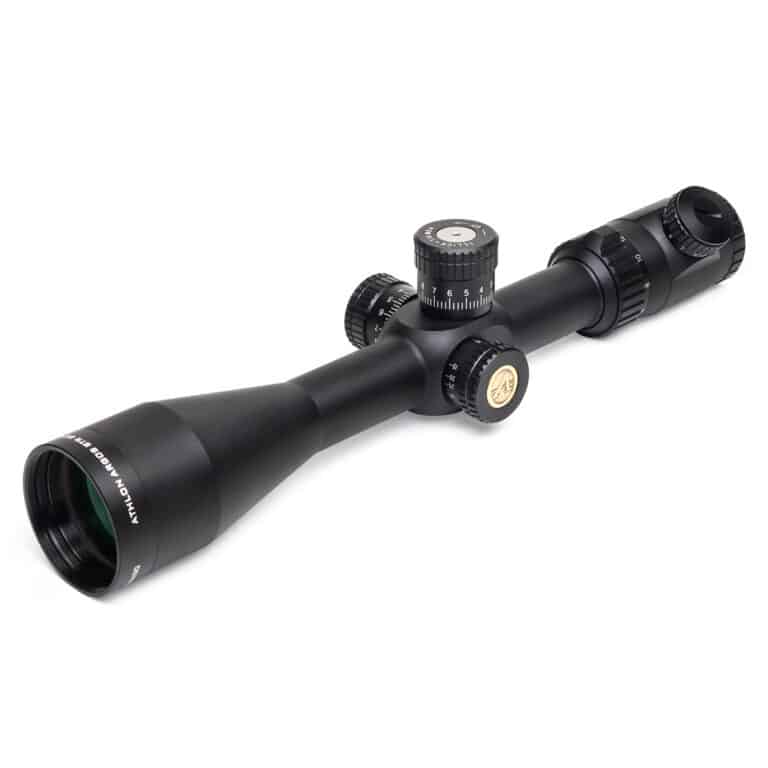 A rifle scope with two different types of optics.
