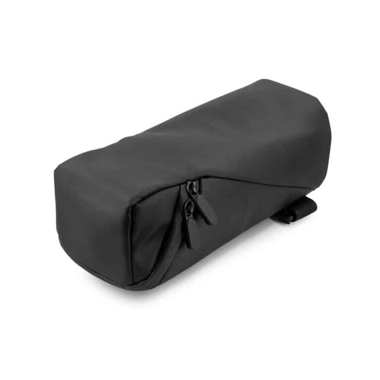 A black bag with a handle on it.